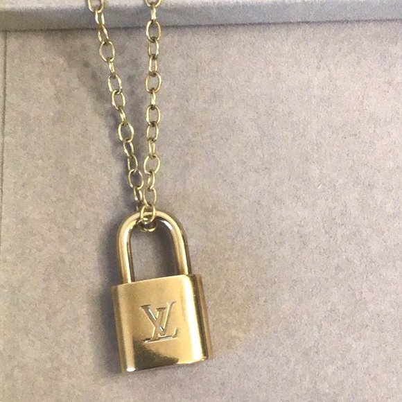 LV Lock Necklace - Picture 3 of 7